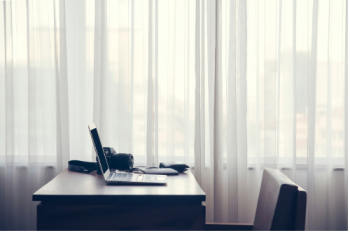 Die passende Gardine für Ihr Arbeitszimmer