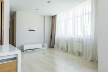 Gardinen und Heizkörper: die passenden Vorhänge finden